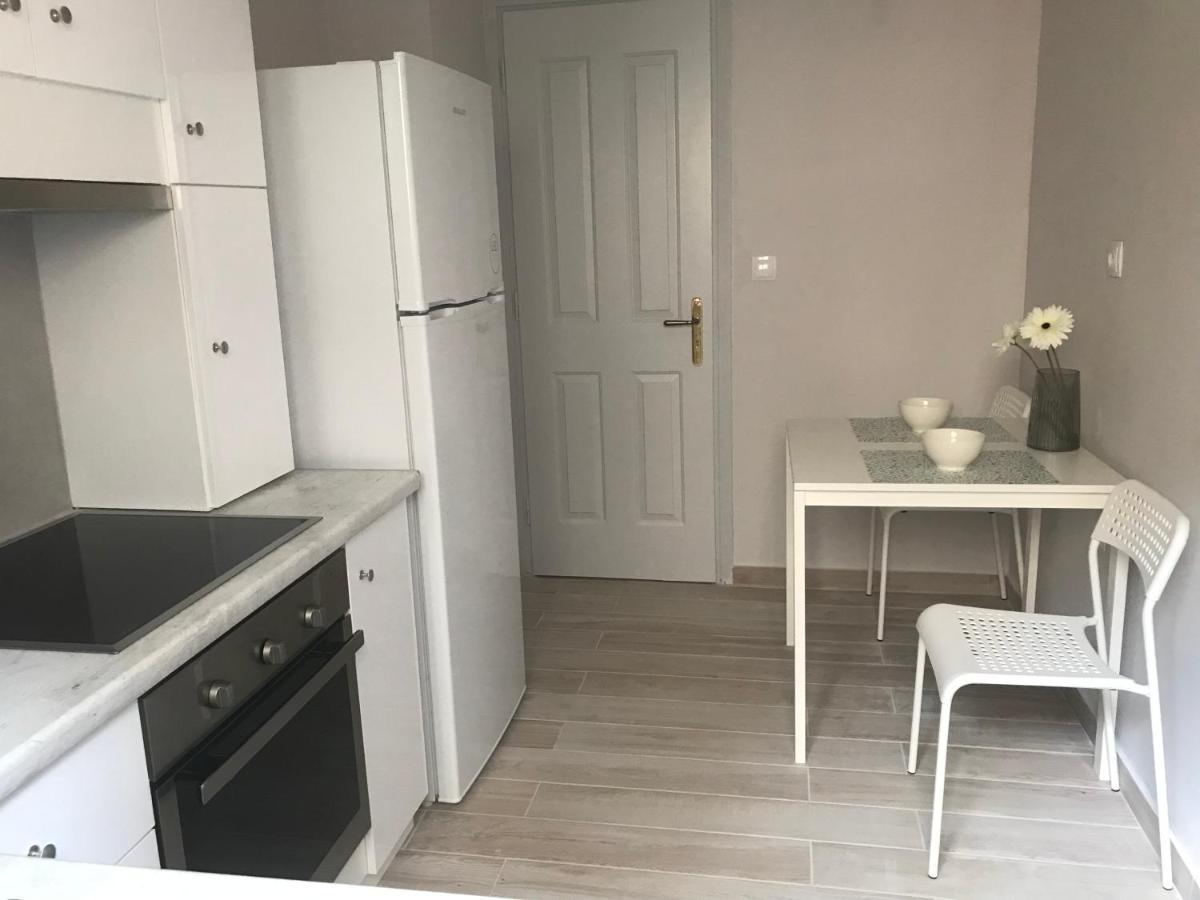 Eftopia Apartment Kalamata Bagian luar foto