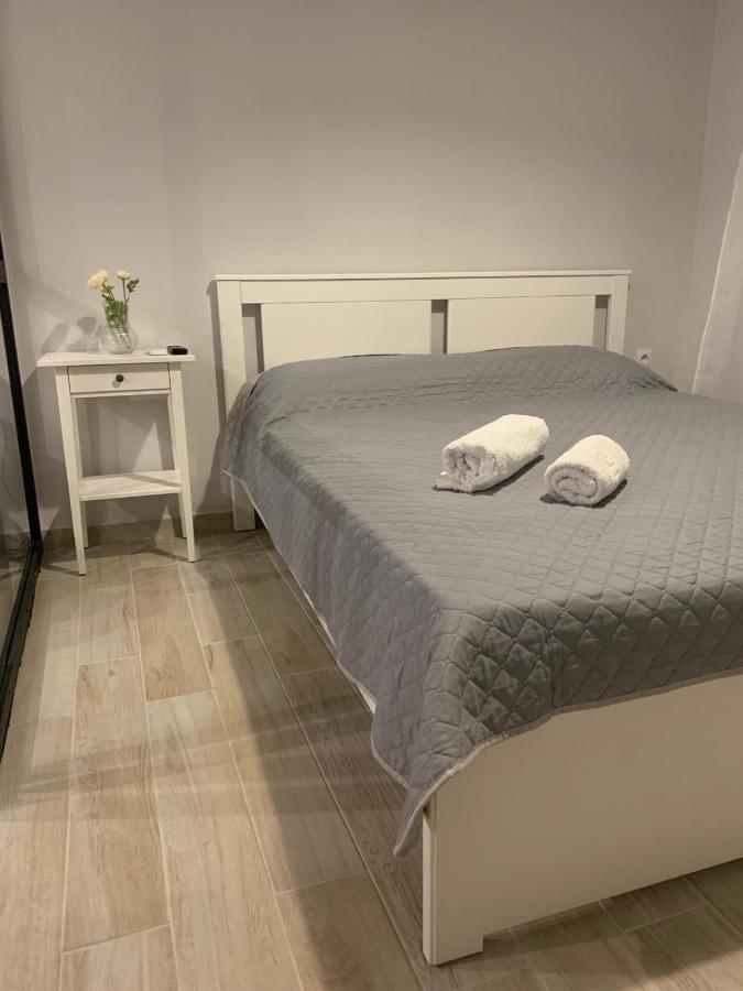 Eftopia Apartment Kalamata Bagian luar foto